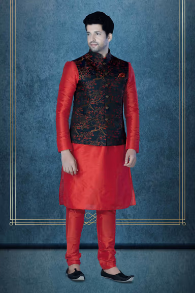 Red Kurta Pyjama in Blended Fabric — view 5 of 6