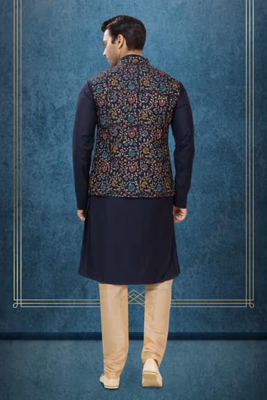 Lavish Kurta Modi Jacket Set — view 5 of 6
