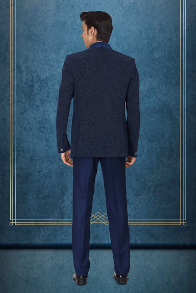 Stylish Designer Suit — view 4 of 5