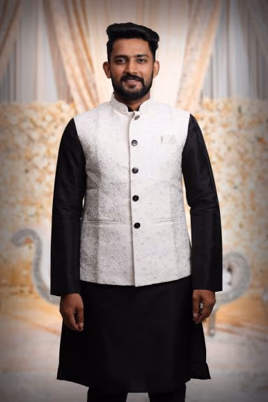 Princely Bundi Jacket — rent in Bangalore