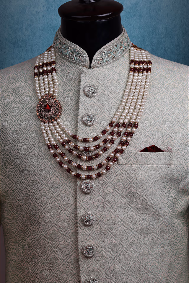 White and Red Pearl layered Chain With Side Locket — rent in Bangalore
