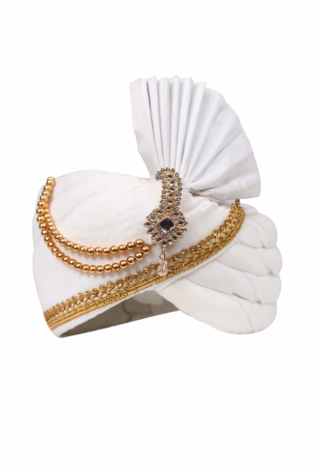 Pure White Plain Turban With Golden Border and Golden Mothi — rent in Calicut