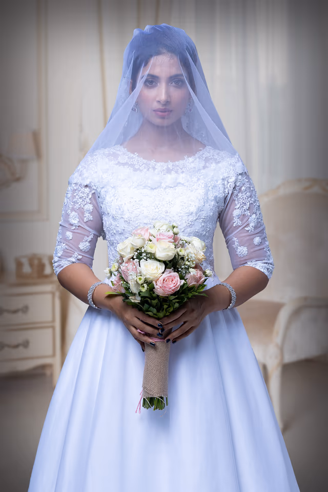 White oriental lace scallop net veil — back view, rent in Calicut
