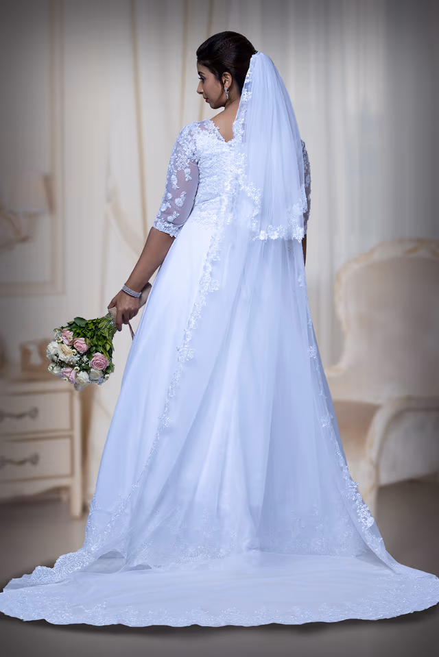 White oriental lace scallop net veil — rent in Calicut