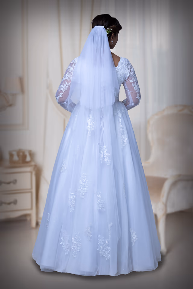 White oriental lace work net veil — rent in Calicut